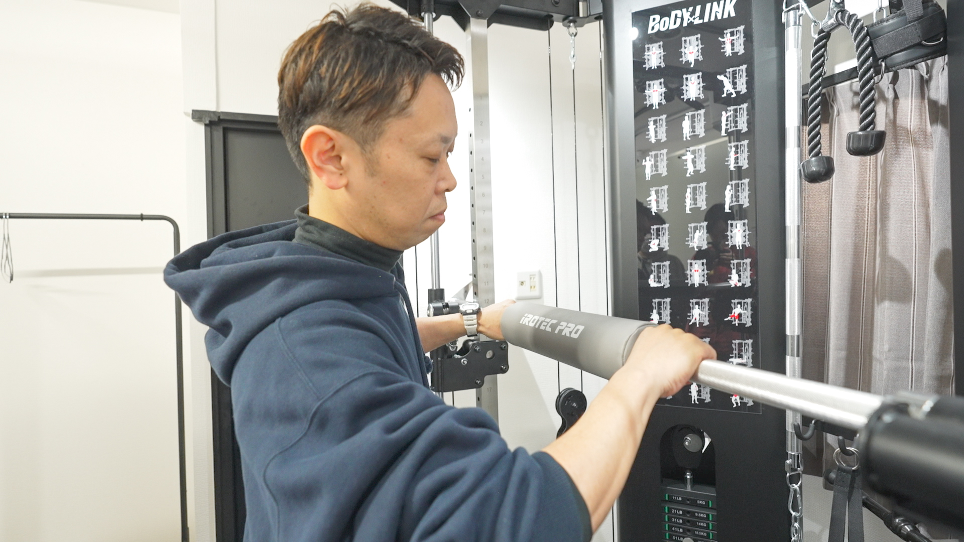 ウエイトトレーニングに最適なマルチラック | 長崎県佐世保市のジムなら家ジム
